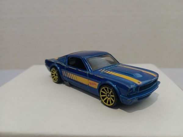 MUSTANG FASTBACK 1965