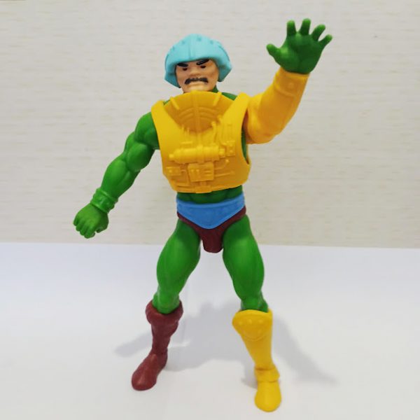 MAN AT ARMS MENTOR 20 CMS - Imagen 2